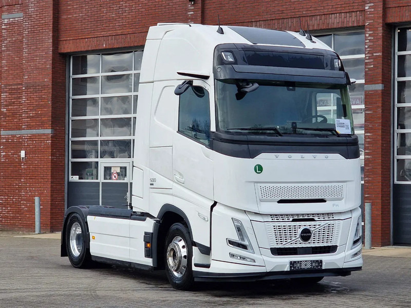 Volvo FH 13.500 Aero Globetrotter XL 4x2 - I Save - I parkcool - 2x tank - Mirror cams - Tractor unit: picture 1 Volvo FH 13.500 Aero Globetrotter XL 4x2 - I Save - I parkcool - 2x tank - Mirror cams - Tractor unit: picture 1