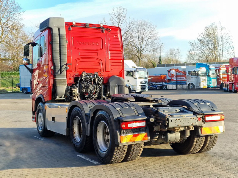Volvo FH 16.750 6x4 - PTO/Hydraulic - 3.00 WB - Full air - Work Remote - Tractor unit: picture 5 Volvo FH 16.750 6x4 - PTO/Hydraulic - 3.00 WB - Full air - Work Remote - Tractor unit: picture 5