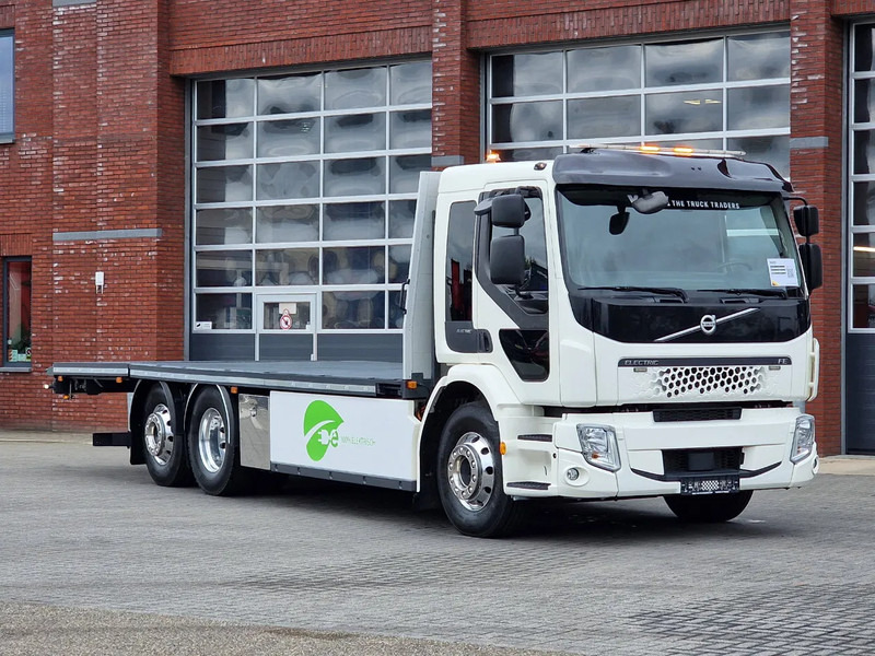 Volvo FE 6x2*4 - Electric - Demo - 32Tkm - Loading ramps - Winch - Elektrisch - Car transporter truck, Electric truck: picture 1 Volvo FE 6x2*4 - Electric - Demo - 32Tkm - Loading ramps - Winch - Elektrisch - Car transporter truck, Electric truck: picture 1