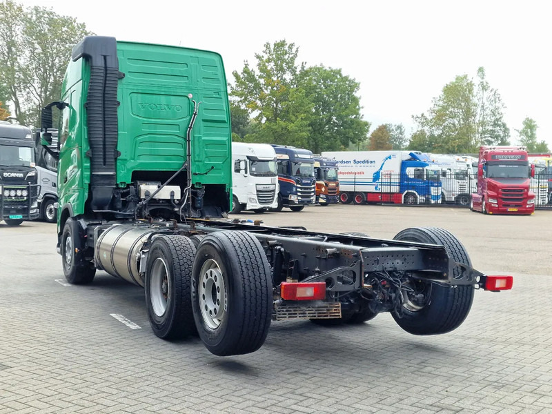 Volvo FH 13.460 Globetrotter 6x2 - Chassis - 4.60 WB - HUB Reduction - LNG - Cab chassis truck: picture 5 Volvo FH 13.460 Globetrotter 6x2 - Chassis - 4.60 WB - HUB Reduction - LNG - Cab chassis truck: picture 5