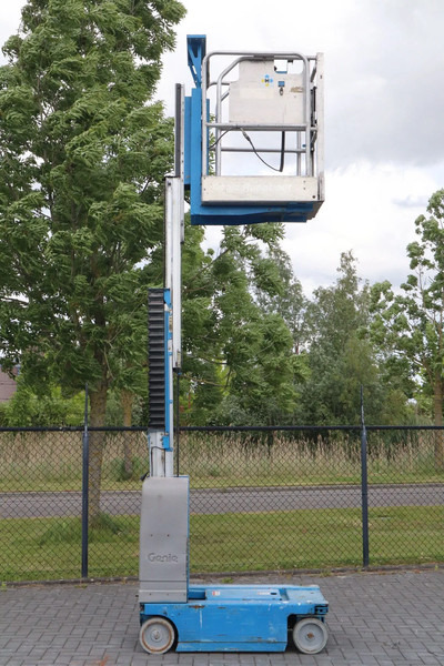 Genie GR-12 | 5.45 METER | 227 KG | MULTIPLE UNITS - Telescopic boom: picture 4 Genie GR-12 | 5.45 METER | 227 KG | MULTIPLE UNITS - Telescopic boom: picture 4