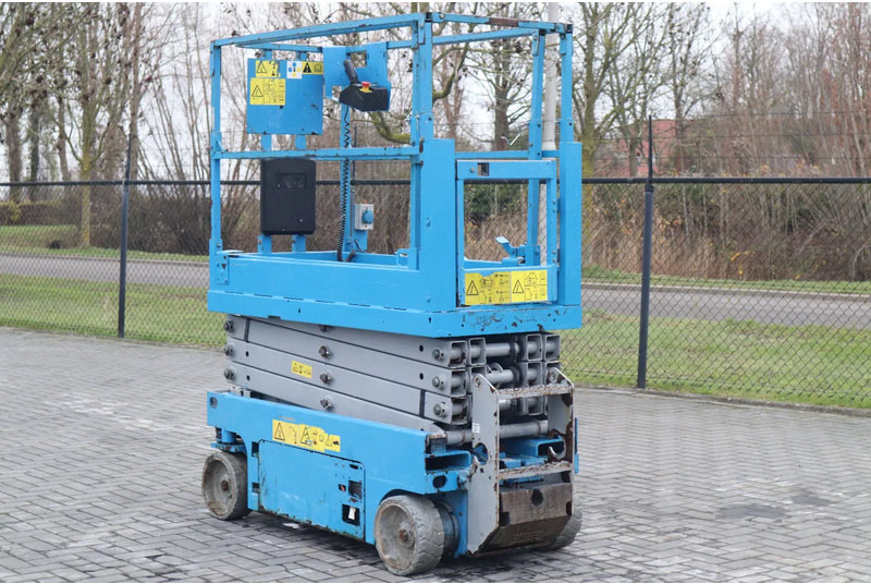 Genie GS-1932 | 7.8 METER | 227 KG - Scissor lift: picture 3 Genie GS-1932 | 7.8 METER | 227 KG - Scissor lift: picture 3