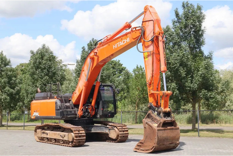 Hitachi ZX350LC-6 | 90% UNDERCARRIAGE | BUCKET | HAMMERLINES - Crawler excavator: picture 5 Hitachi ZX350LC-6 | 90% UNDERCARRIAGE | BUCKET | HAMMERLINES - Crawler excavator: picture 5