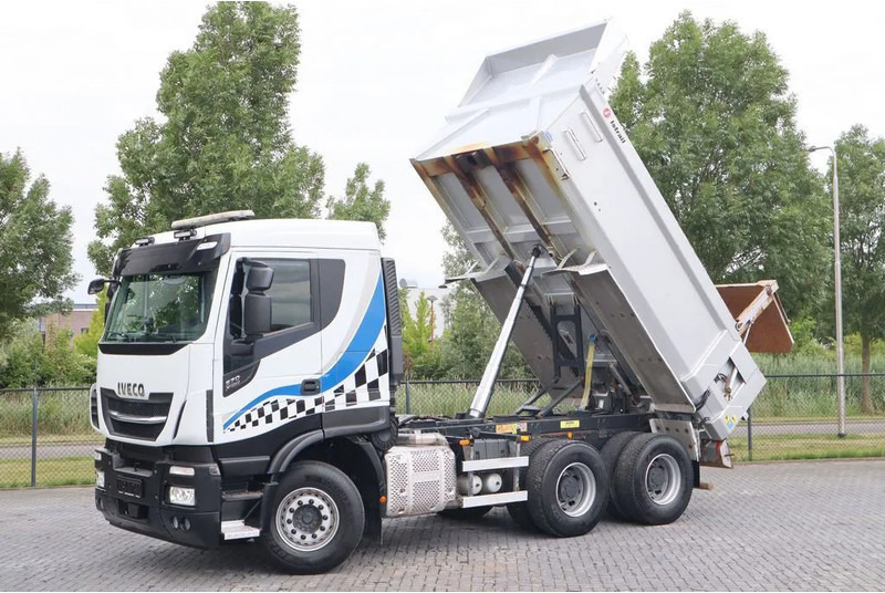 Iveco Stralis X-WAY 570 6X4 FULL STEEL BIG AXLES RETARDER EURO 6 - Tipper: picture 1 Iveco Stralis X-WAY 570 6X4 FULL STEEL BIG AXLES RETARDER EURO 6 - Tipper: picture 1