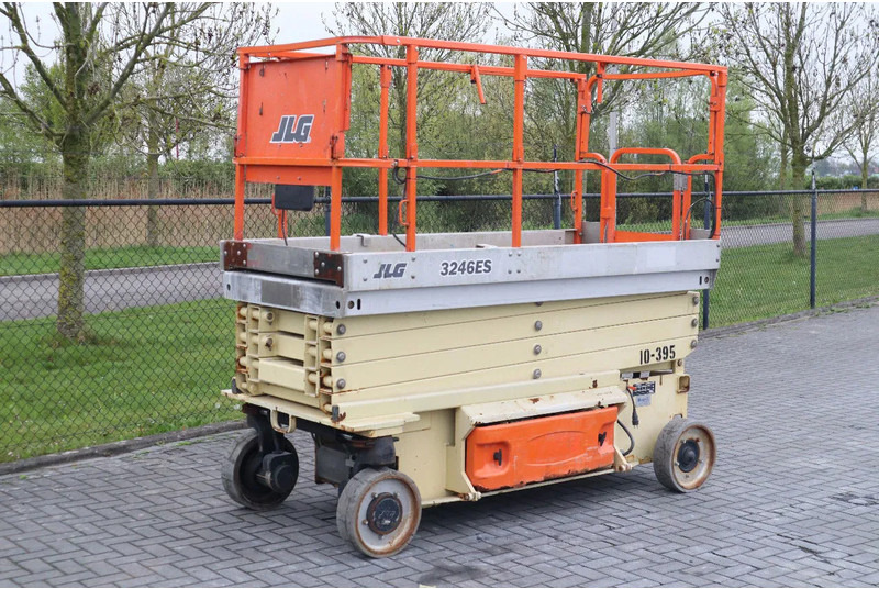 JLG 3246 ES | 12 METER | 320 KG - Scissor lift: picture 3 JLG 3246 ES | 12 METER | 320 KG - Scissor lift: picture 3