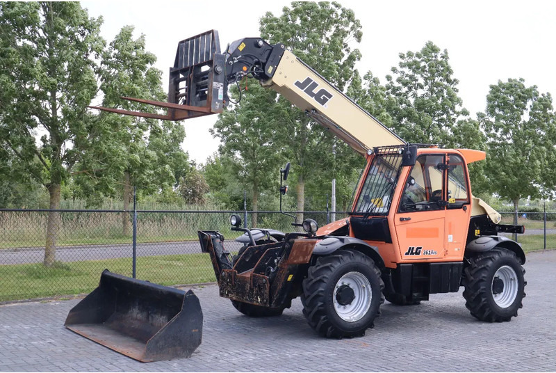 JLG 3614 RS | HYDR. FORKS | BUCKET | LOW HOURS - Telescopic handler: picture 2 JLG 3614 RS | HYDR. FORKS | BUCKET | LOW HOURS - Telescopic handler: picture 2