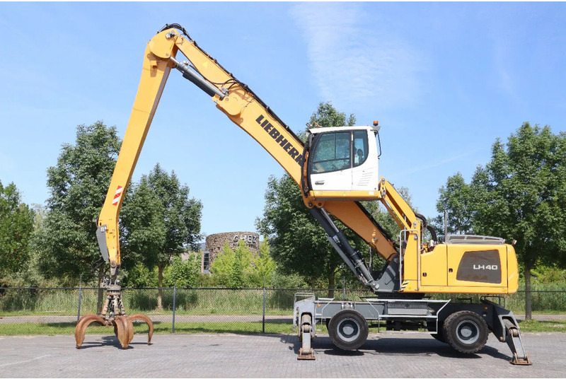 Liebherr LH 40 M LITRONIC | GRAB | QUICK COUPLER | 16 METER - Material handler: picture 1 Liebherr LH 40 M LITRONIC | GRAB | QUICK COUPLER | 16 METER - Material handler: picture 1