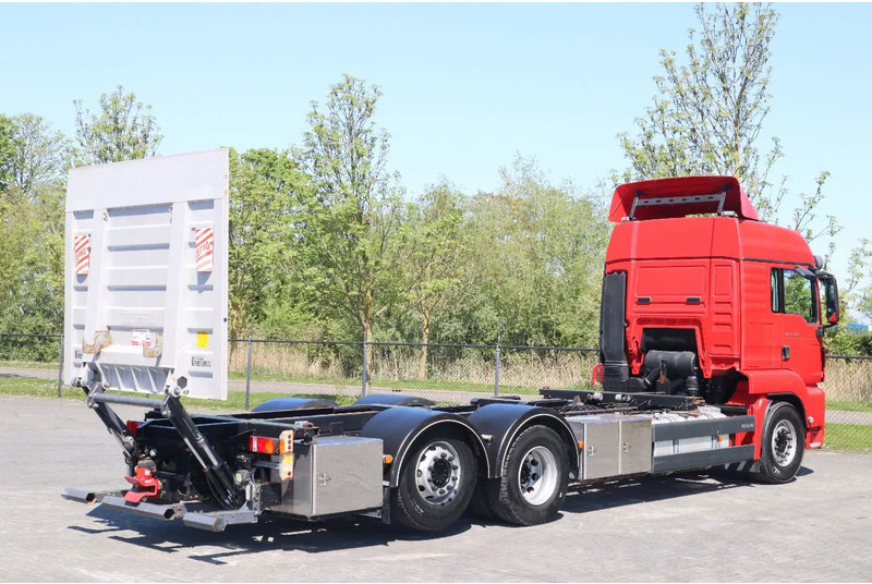 MAN TGS 26.360 | 6X2 | BDF | ONLY 80.000 KM! | EURO 5 - Cab chassis truck: picture 4 MAN TGS 26.360 | 6X2 | BDF | ONLY 80.000 KM! | EURO 5 - Cab chassis truck: picture 4