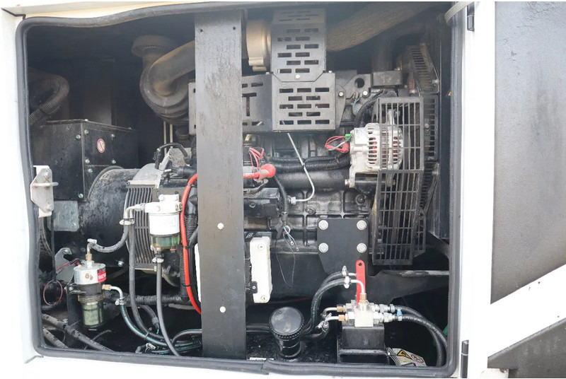 Generator set SDMO R44C3 | 44 KVA | GOOD WORKING: picture 14