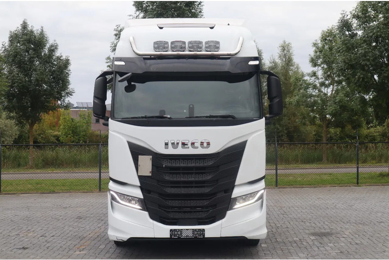 Iveco S-WAY 570 6X2 | RETARDER | EURO 6 - Tractor unit: picture 2 Iveco S-WAY 570 6X2 | RETARDER | EURO 6 - Tractor unit: picture 2