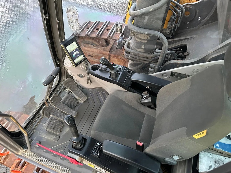 Crawler excavator Volvo EC 750 EL | BUCKET | HYDRAULIC QUICK COUPLER: picture 17