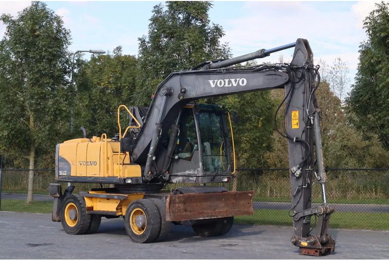 Volvo EW160C | EW 160 C | LIFT CAB | DOZERBLADE | QUICK COUPLER - Material handler: picture 5 Volvo EW160C | EW 160 C | LIFT CAB | DOZERBLADE | QUICK COUPLER - Material handler: picture 5