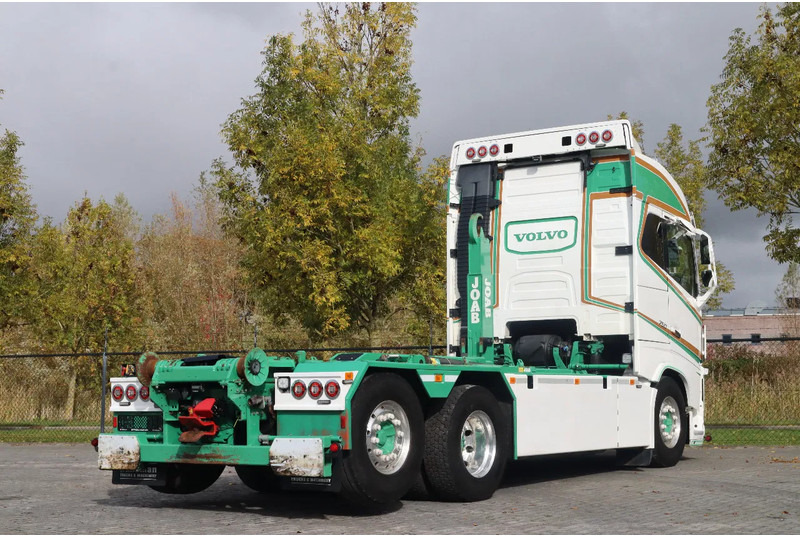 Volvo FH 16.750 | 6X2*4 | RETARDER | STEERING AXLE | JOAB HOOK | EURO 6 - Hook lift truck: picture 3 Volvo FH 16.750 | 6X2*4 | RETARDER | STEERING AXLE | JOAB HOOK | EURO 6 - Hook lift truck: picture 3