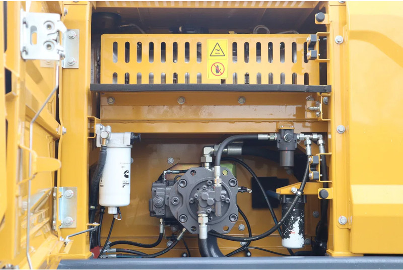 Crawler excavator XCMG XE300E | ROTOTILT R8 | CE | CUMMINS STAGE V | FULL OPTION: picture 16 Crawler excavator XCMG XE300E | ROTOTILT R8 | CE | CUMMINS STAGE V | FULL OPTION: picture 16