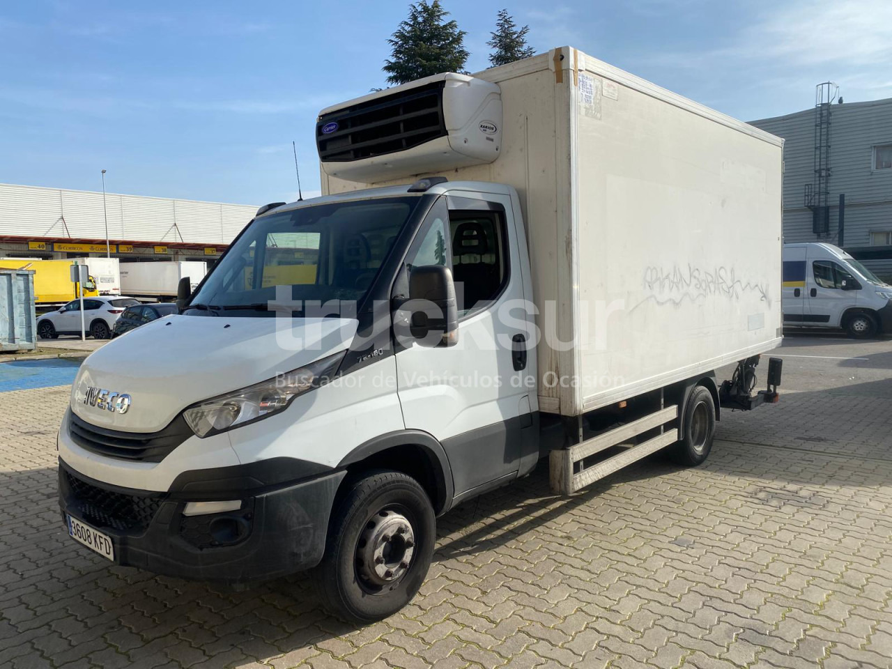 IVECO 70C18 MP/E - Box truck: picture 1 IVECO 70C18 MP/E - Box truck: picture 1