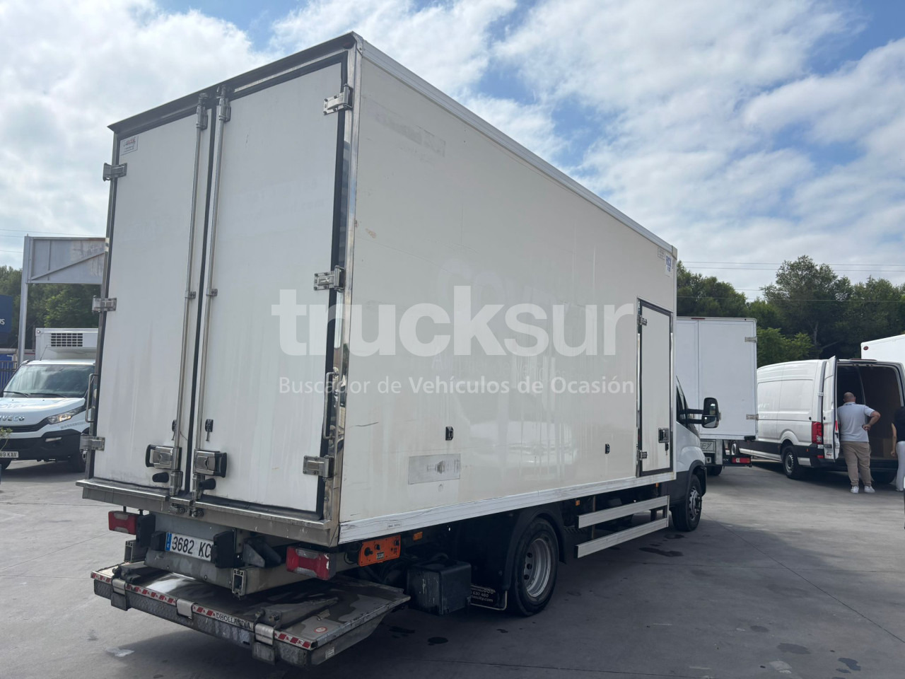 IVECO DAILY 70C18 - Box truck: picture 4 IVECO DAILY 70C18 - Box truck: picture 4