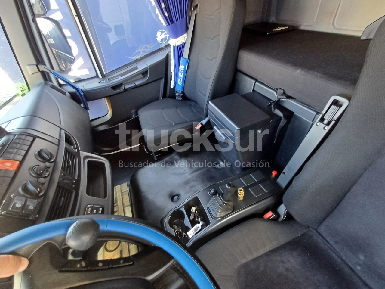 Interior photo 1: Leasing of IVECO EUROCARGO ML 180E32/FP IVECO EUROCARGO ML 180E32/FP