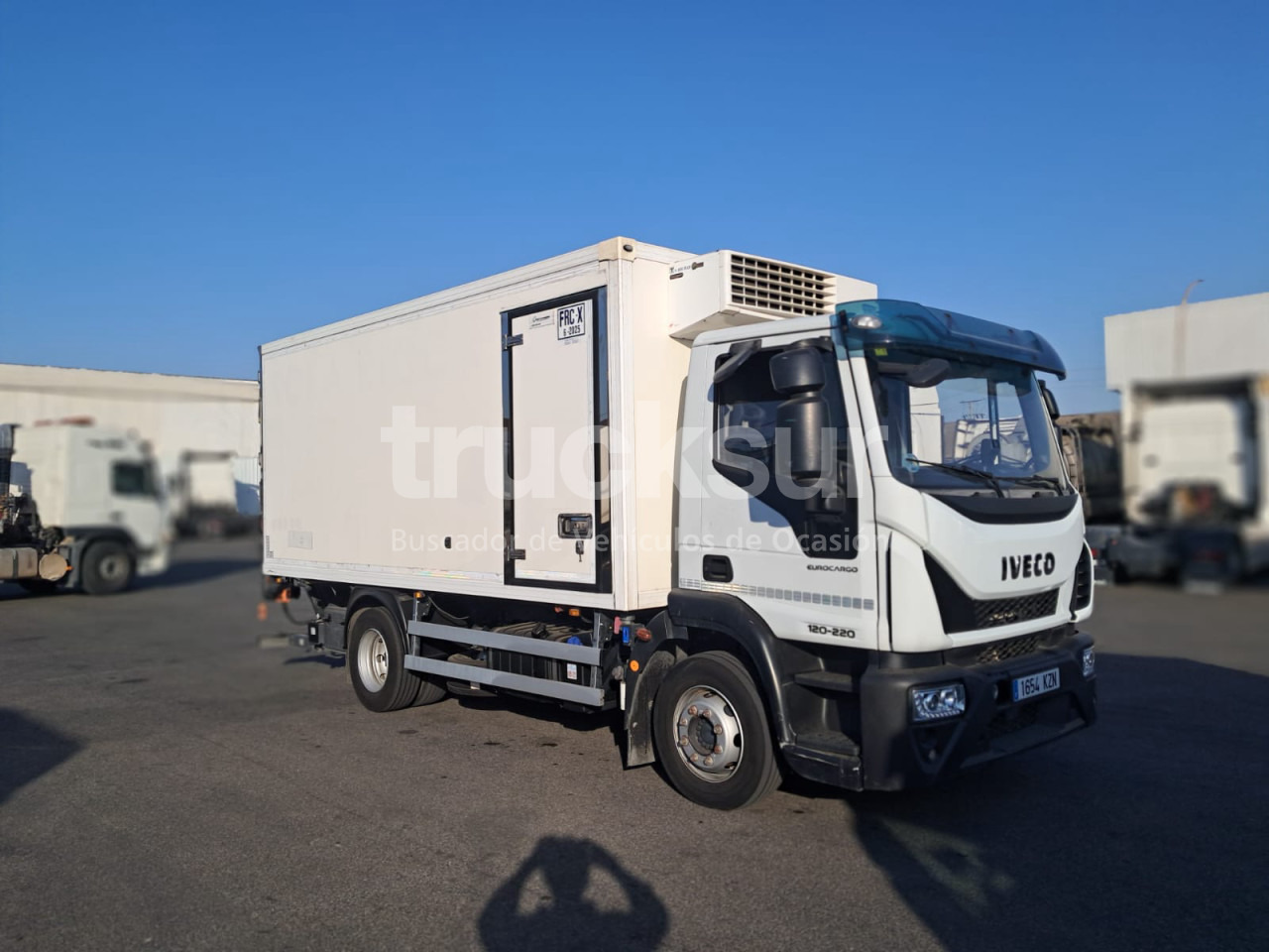 IVECO ML10E22 FRC-X - Box truck: picture 2 IVECO ML10E22 FRC-X - Box truck: picture 2
