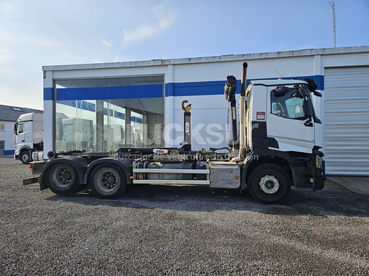 RENAULT C430.26  6X2 - Hook lift truck: picture 4 RENAULT C430.26  6X2 - Hook lift truck: picture 4