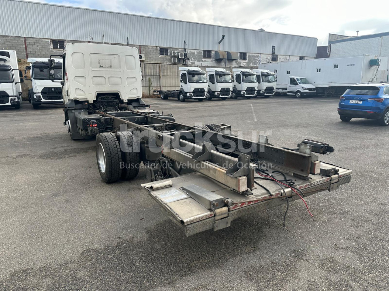 RENAULT D12.210 - Cab chassis truck: picture 3 RENAULT D12.210 - Cab chassis truck: picture 3