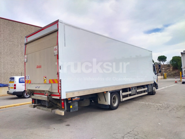 RENAULT D16.250 - Box truck: picture 5 RENAULT D16.250 - Box truck: picture 5
