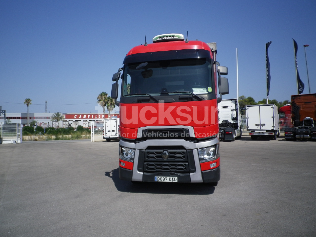 RENAULT T480 HIGH SLEEPER CAB - Curtain side truck: picture 3 RENAULT T480 HIGH SLEEPER CAB - Curtain side truck: picture 3