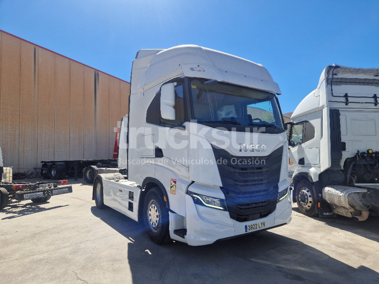 IVECO S-WAY AS440S49T/P - Tractor unit: picture 3 IVECO S-WAY AS440S49T/P - Tractor unit: picture 3