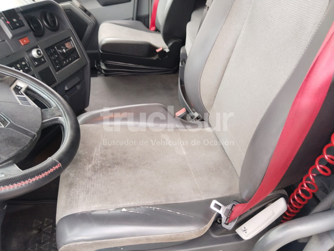 Tractor unit RENAULT T480 SLEEPER CAB: picture 20