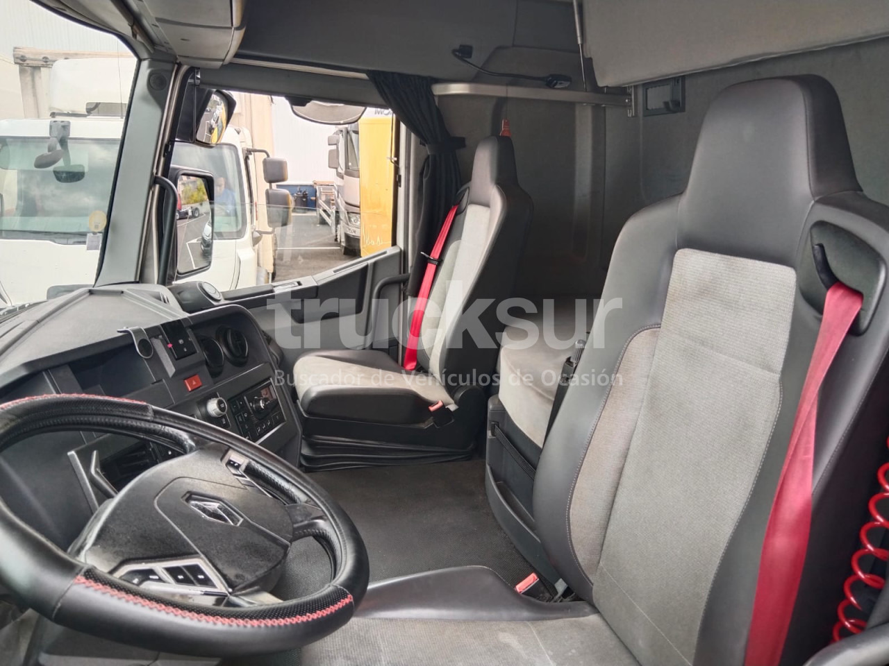 Tractor unit RENAULT T480 SLEEPER CAB: picture 10