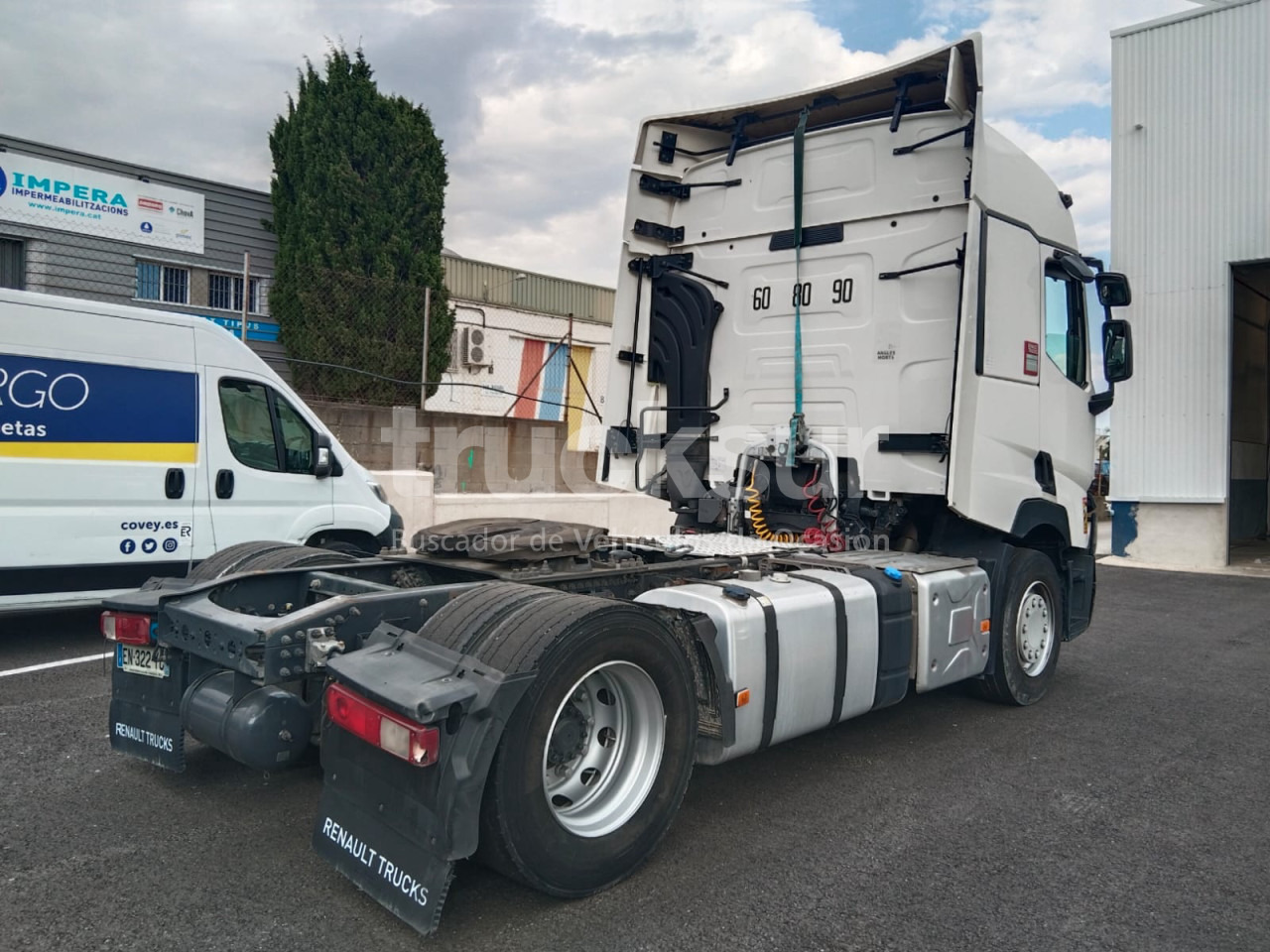 RENAULT T480 SLEEPER CAB - Tractor unit: picture 4 RENAULT T480 SLEEPER CAB - Tractor unit: picture 4