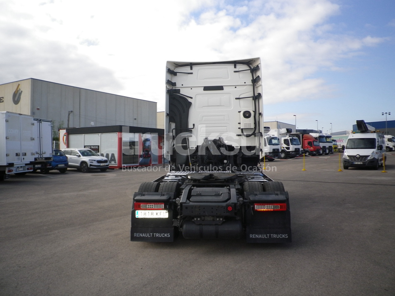 RENAULT T520 HIGH SLEEPER CAB - Tractor unit: picture 5 RENAULT T520 HIGH SLEEPER CAB - Tractor unit: picture 5