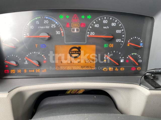 VOLVO FE 280.18 - Box truck: picture 5 VOLVO FE 280.18 - Box truck: picture 5