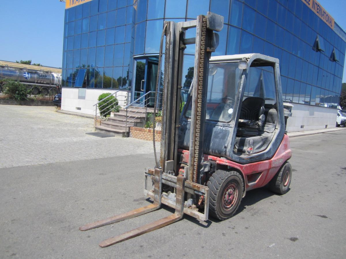 Fenwick H25D-03 - Diesel forklift: picture 1 Fenwick H25D-03 - Diesel forklift: picture 1