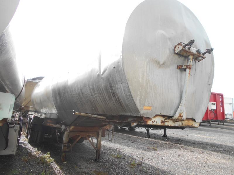 Fruehauf - Tanker semi-trailer: picture 2 Fruehauf - Tanker semi-trailer: picture 2