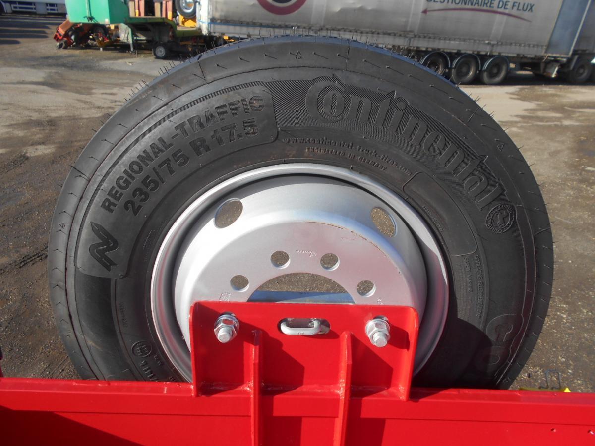 Invepe - Low loader semi-trailer: picture 5 Invepe - Low loader semi-trailer: picture 5