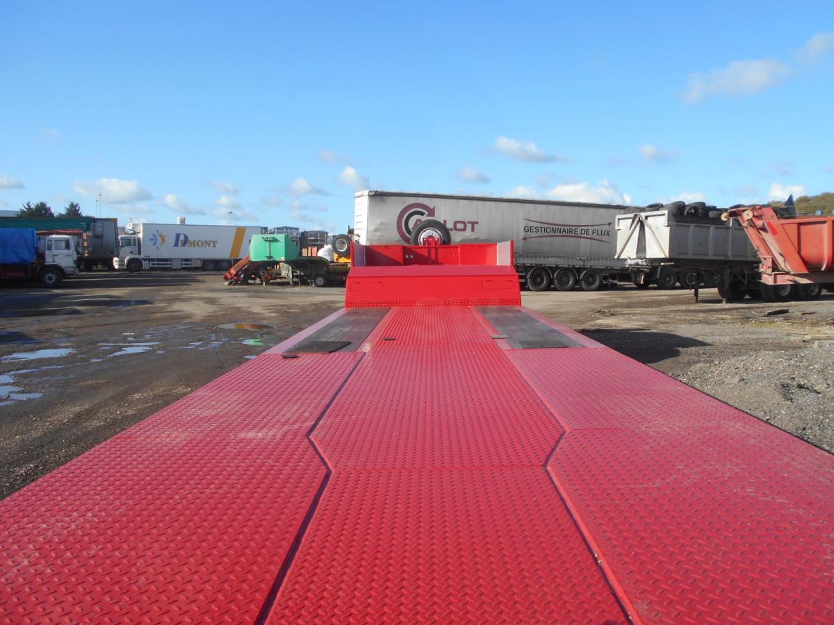 Invepe - Low loader semi-trailer: picture 3 Invepe - Low loader semi-trailer: picture 3
