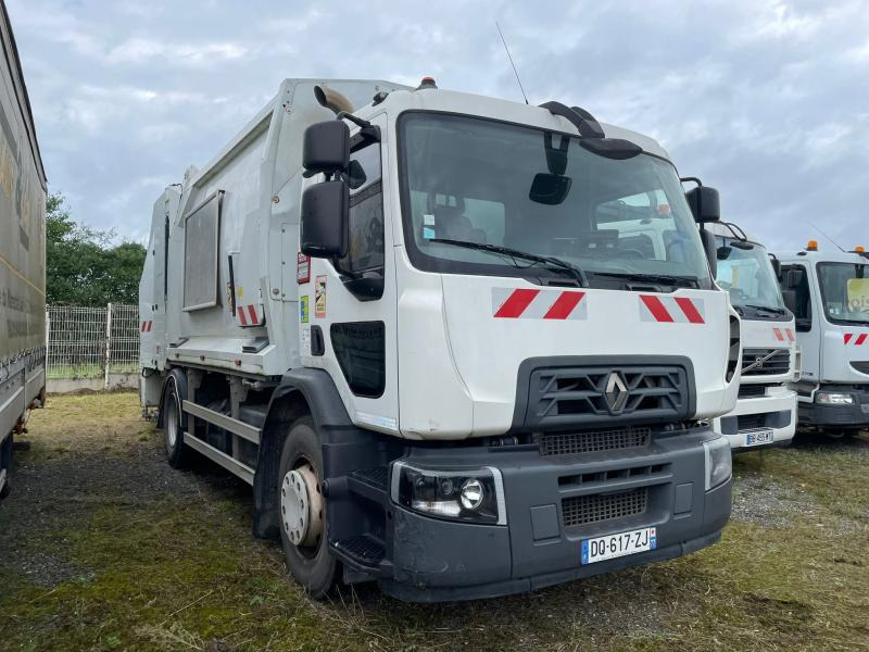 Renault D-Series 19 Wide - Refuse truck: picture 2 Renault D-Series 19 Wide - Refuse truck: picture 2