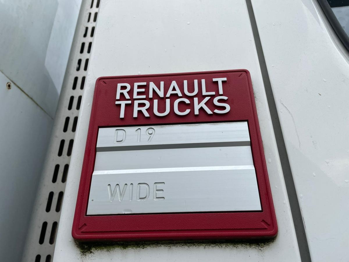Renault D-Series 19 Wide - Refuse truck: picture 5 Renault D-Series 19 Wide - Refuse truck: picture 5