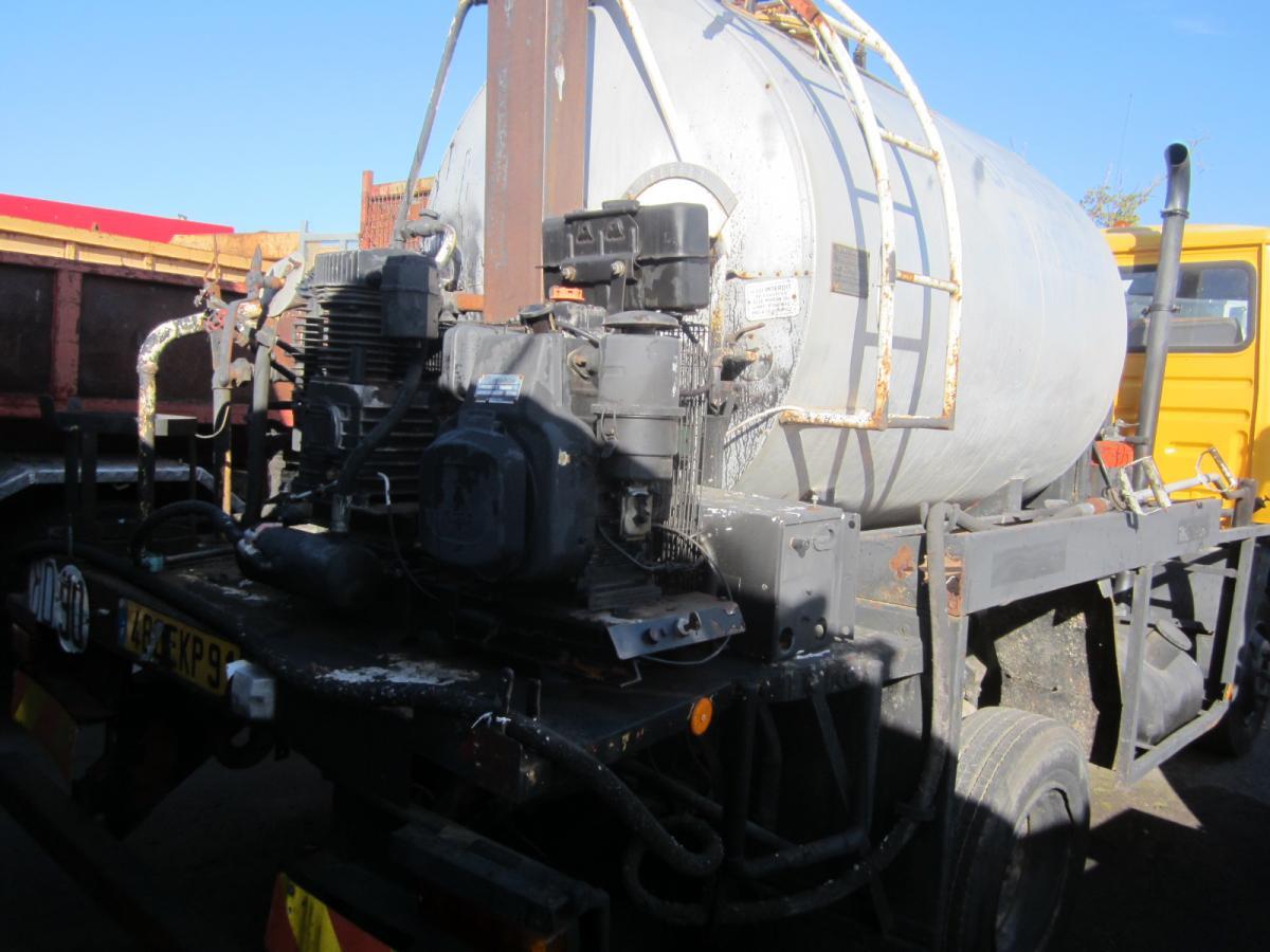 Renault Gamme S - Tanker truck: picture 4 Renault Gamme S - Tanker truck: picture 4
