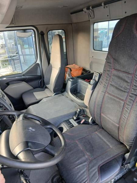 Tipper, Crane truck Renault Kerax 380 DXI: picture 11