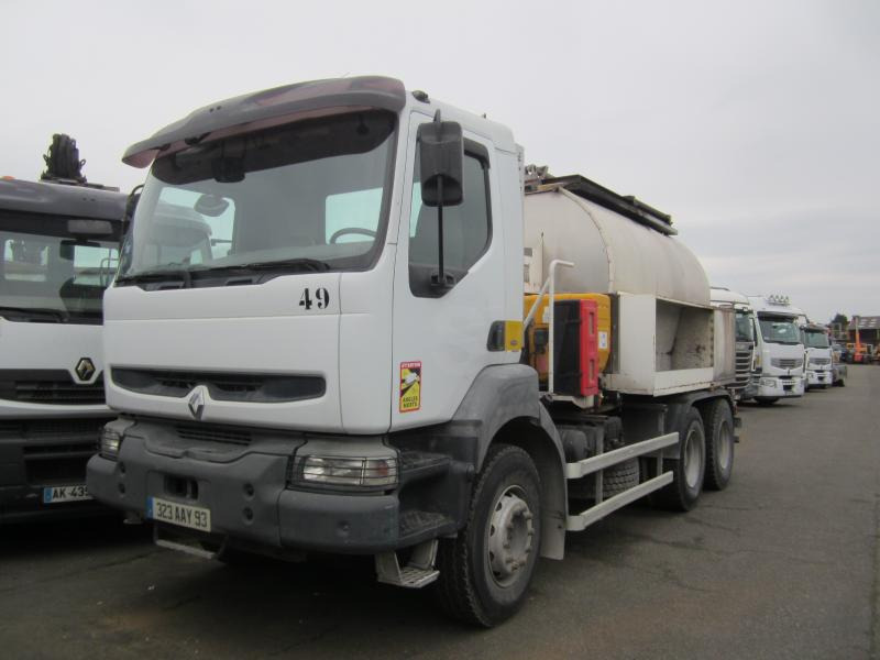 Renault Kerax - Tanker truck: picture 1 Renault Kerax - Tanker truck: picture 1