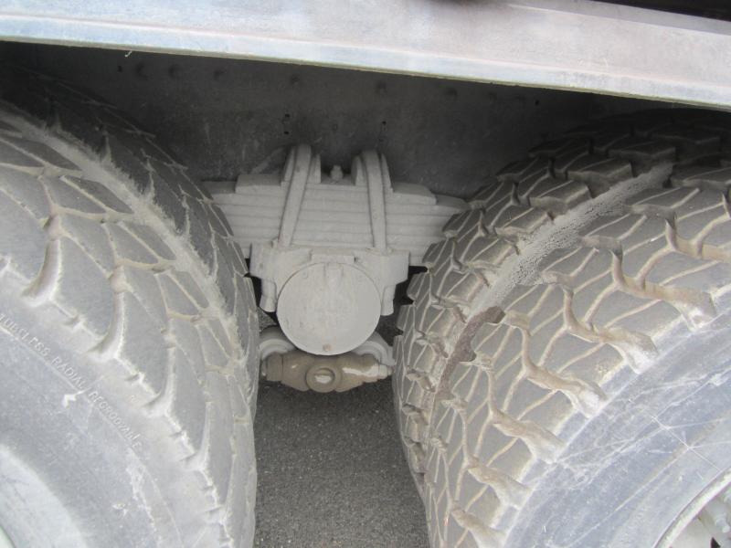 Renault Kerax - Tanker truck: picture 3 Renault Kerax - Tanker truck: picture 3