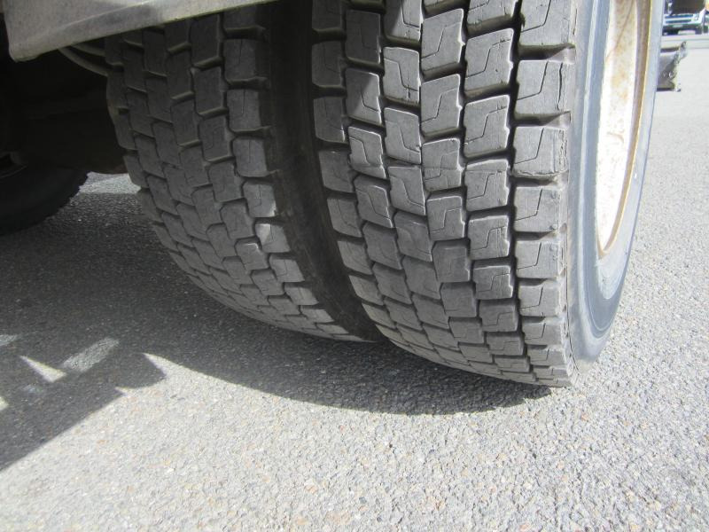 Renault Midliner 180 - Hook lift truck: picture 5 Renault Midliner 180 - Hook lift truck: picture 5