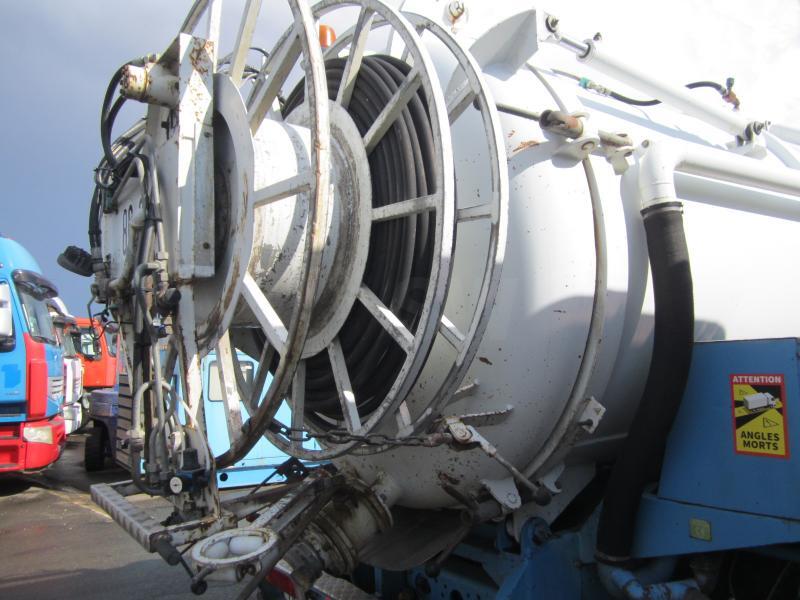 Tanker truck Renault Premium 340: picture 8