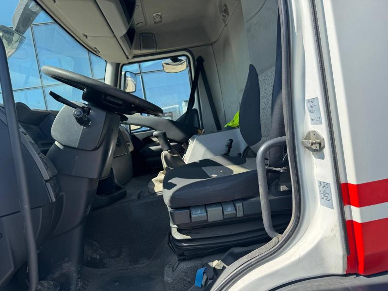 Tanker truck for transportation of fuel Renault Premium: picture 19 Tanker truck for transportation of fuel Renault Premium: picture 19