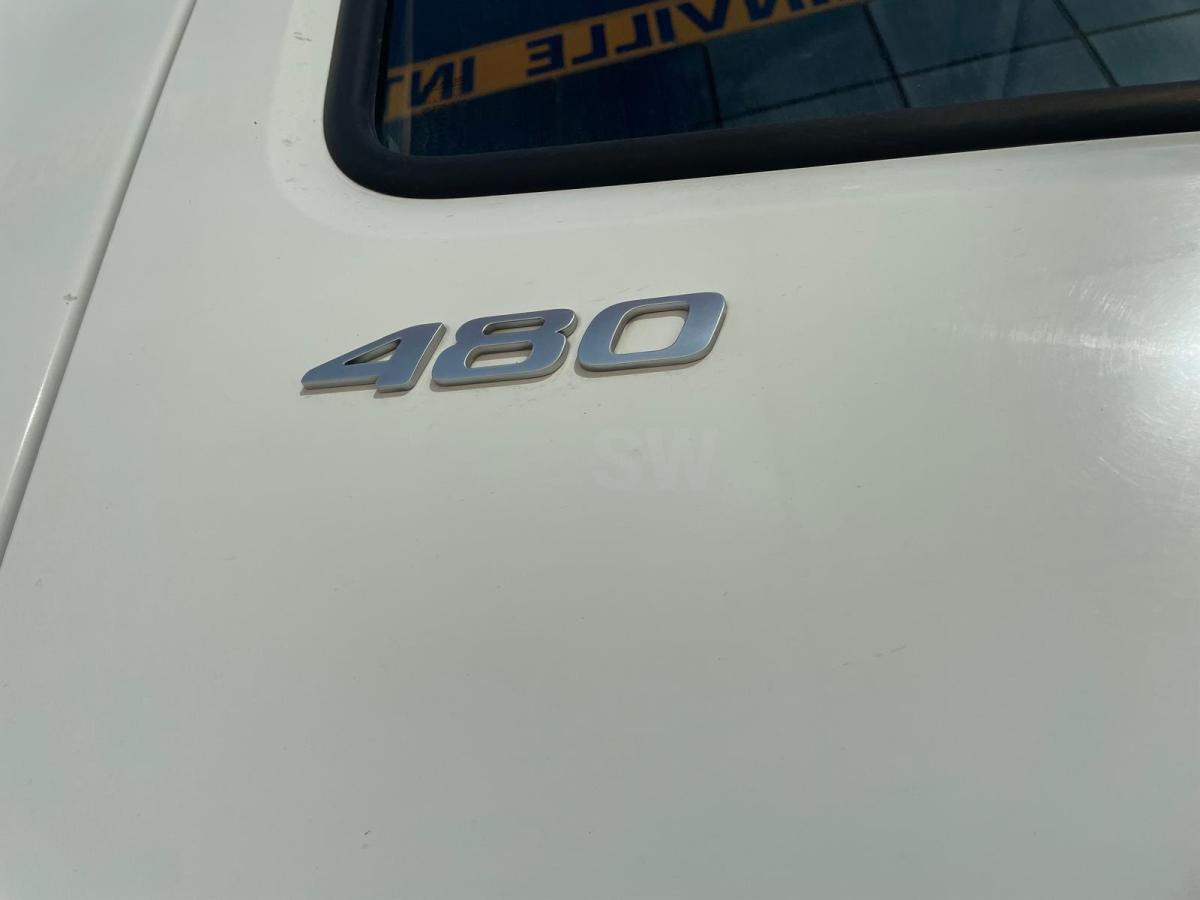 DAF CF 480 - Tractor unit: picture 5 DAF CF 480 - Tractor unit: picture 5