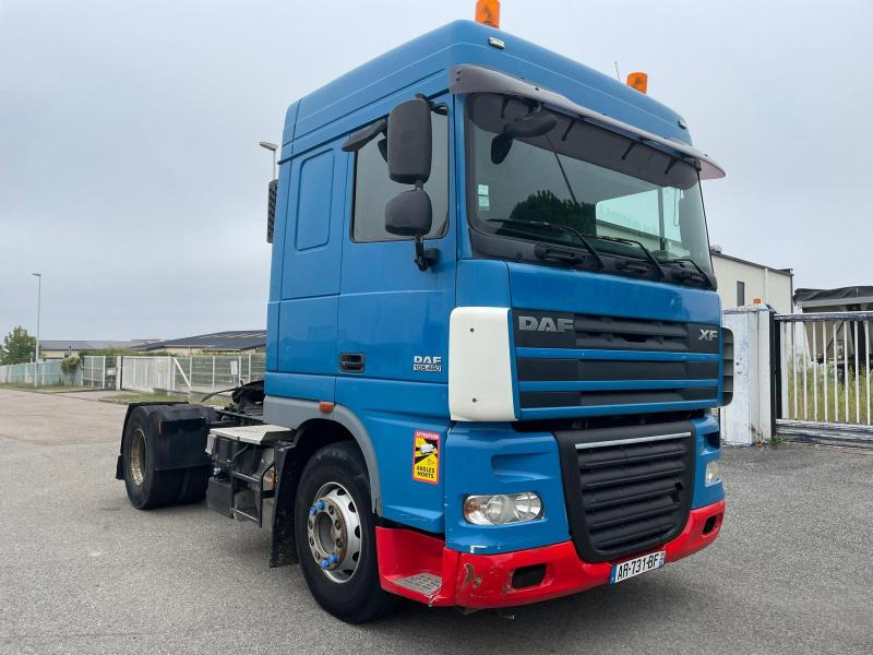 DAF XF105 460 - Tractor unit: picture 1 DAF XF105 460 - Tractor unit: picture 1