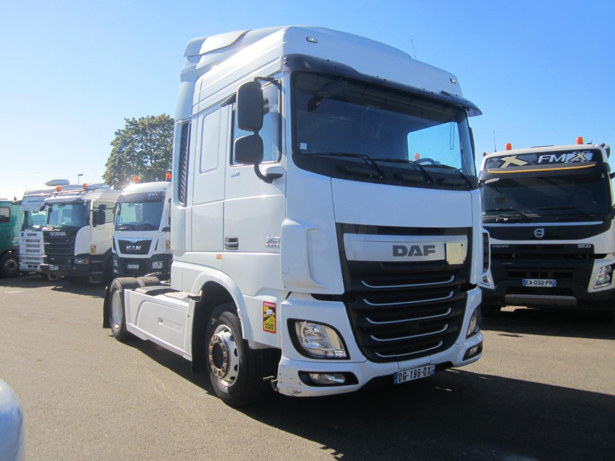 DAF XF105 460 - Tractor unit: picture 1 DAF XF105 460 - Tractor unit: picture 1