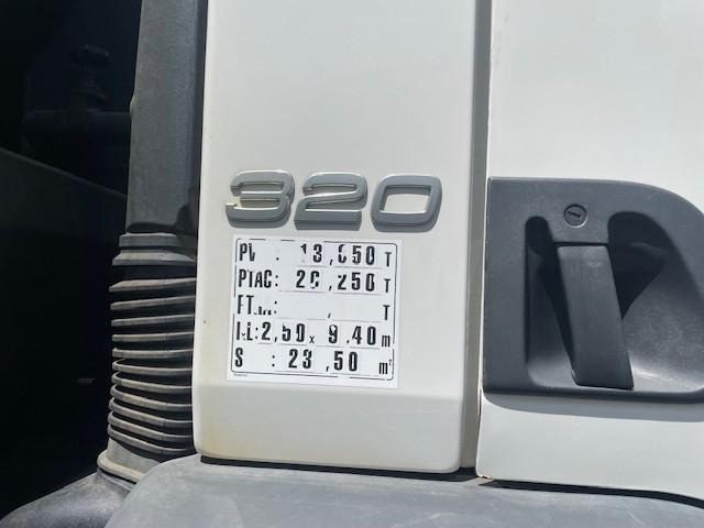 Volvo FE 320 - Refuse truck: picture 3 Volvo FE 320 - Refuse truck: picture 3