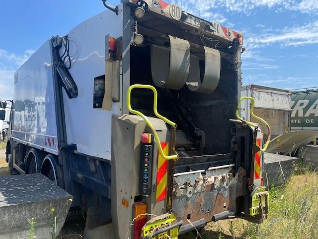 Volvo FE 320 - Refuse truck: picture 5 Volvo FE 320 - Refuse truck: picture 5